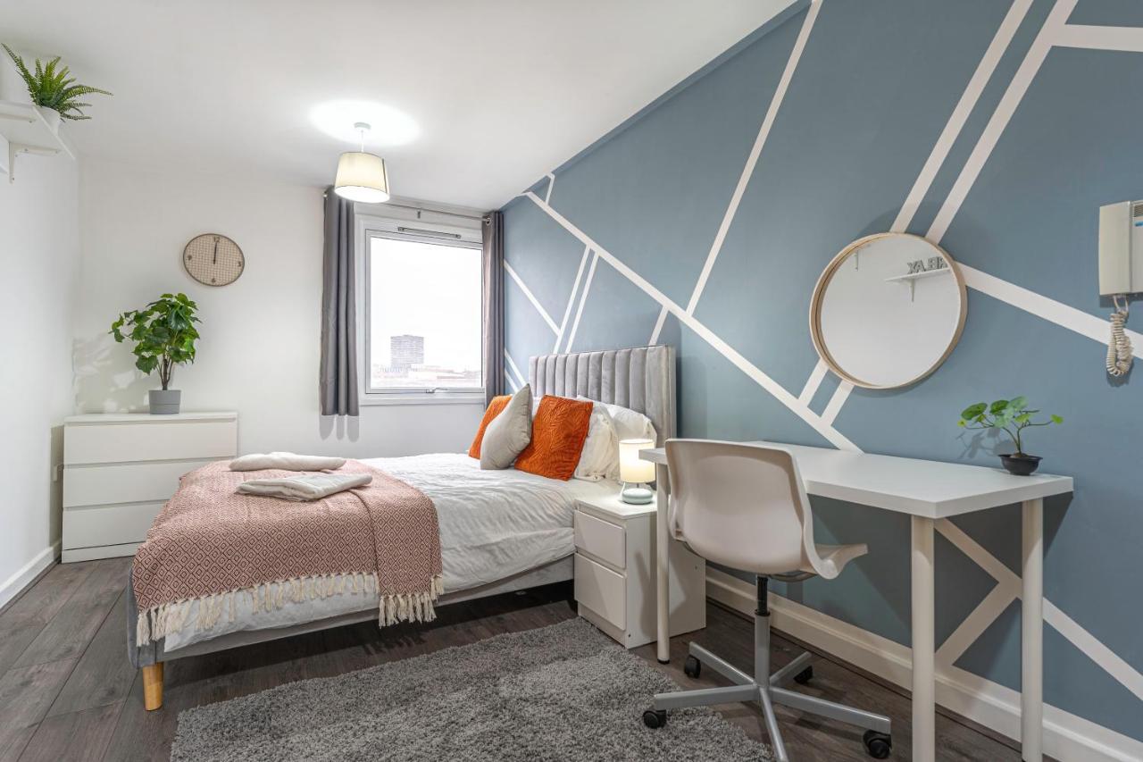 Jkg Property Solutions Presents Cosy City Apartment 考文垂 外观 照片