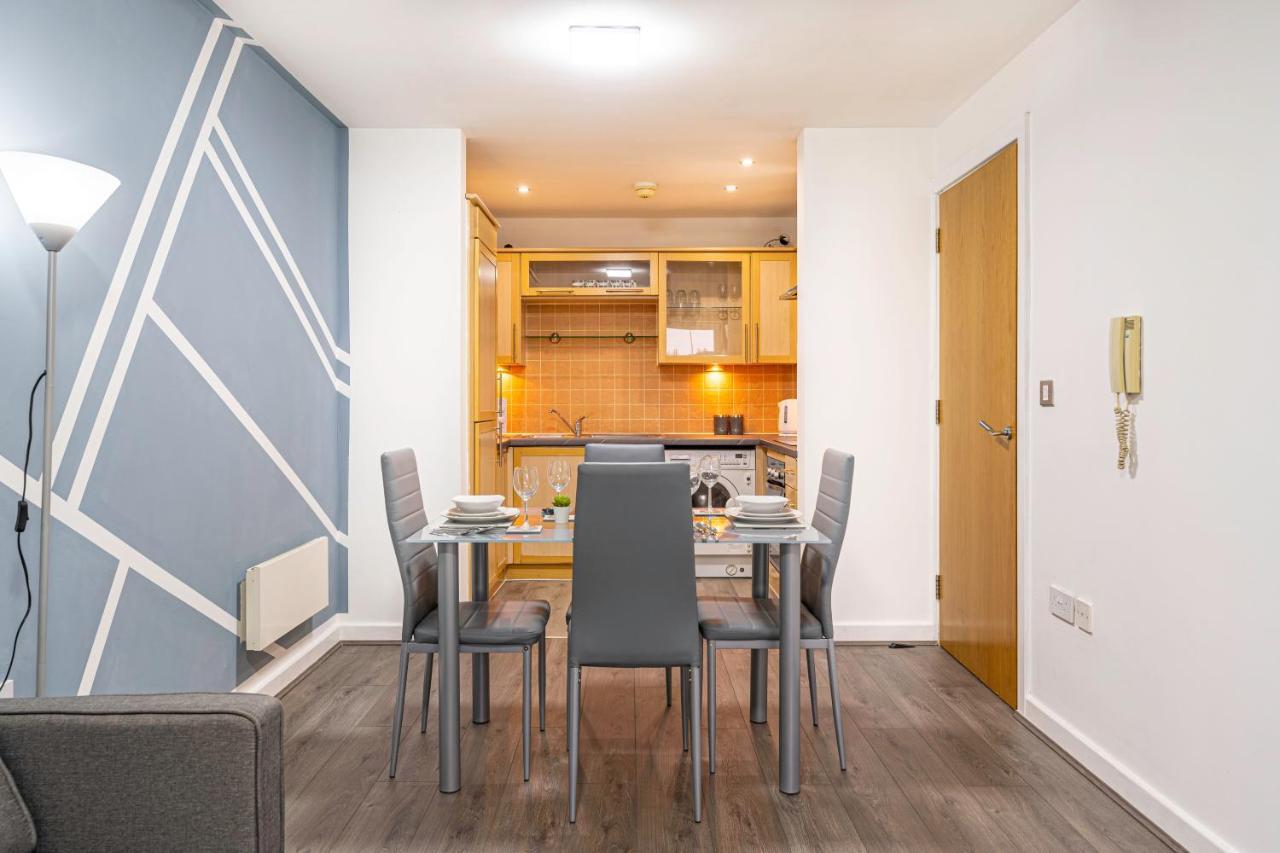 Jkg Property Solutions Presents Cosy City Apartment 考文垂 外观 照片