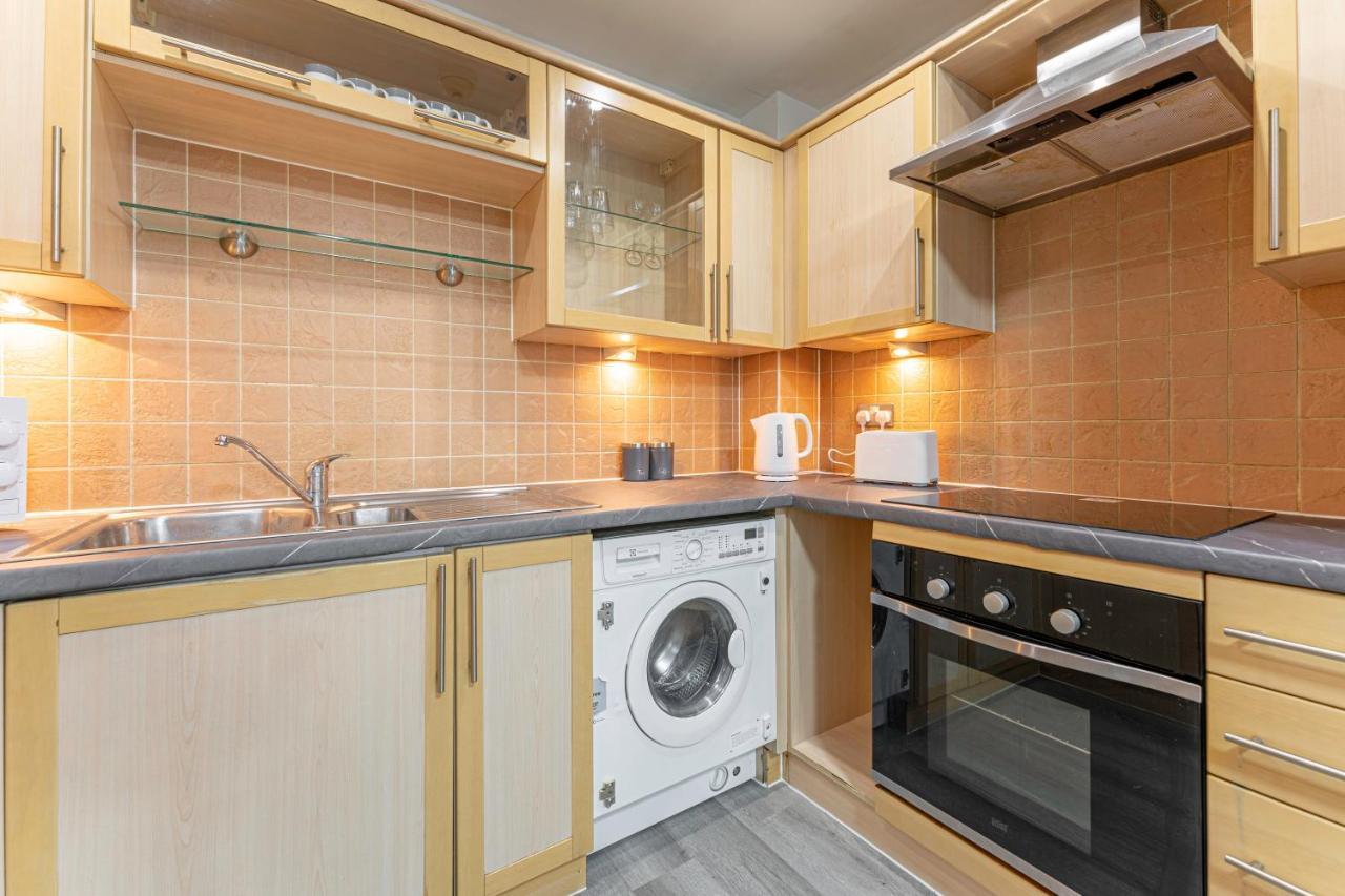 Jkg Property Solutions Presents Cosy City Apartment 考文垂 外观 照片