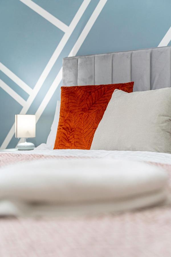 Jkg Property Solutions Presents Cosy City Apartment 考文垂 外观 照片