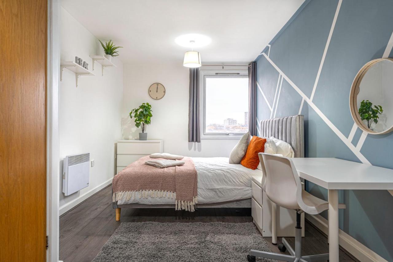 Jkg Property Solutions Presents Cosy City Apartment 考文垂 外观 照片